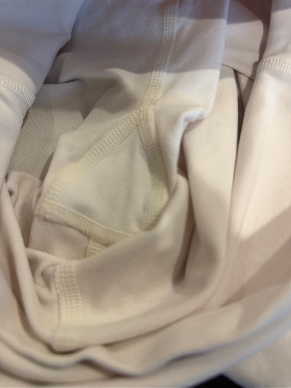 ALO Yoga High-Rise Cream Exercise Shorts - Picture 7 of 7